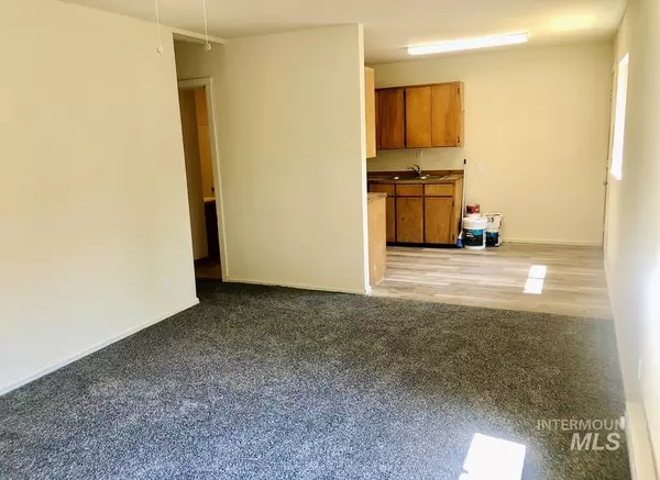 Caldwell, ID 83605,615 E Elgin St