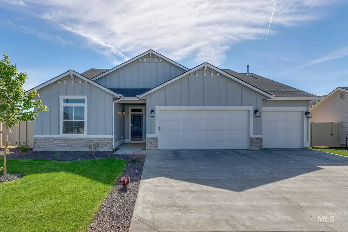 Caldwell, ID 83607,15386 Roseman Way.