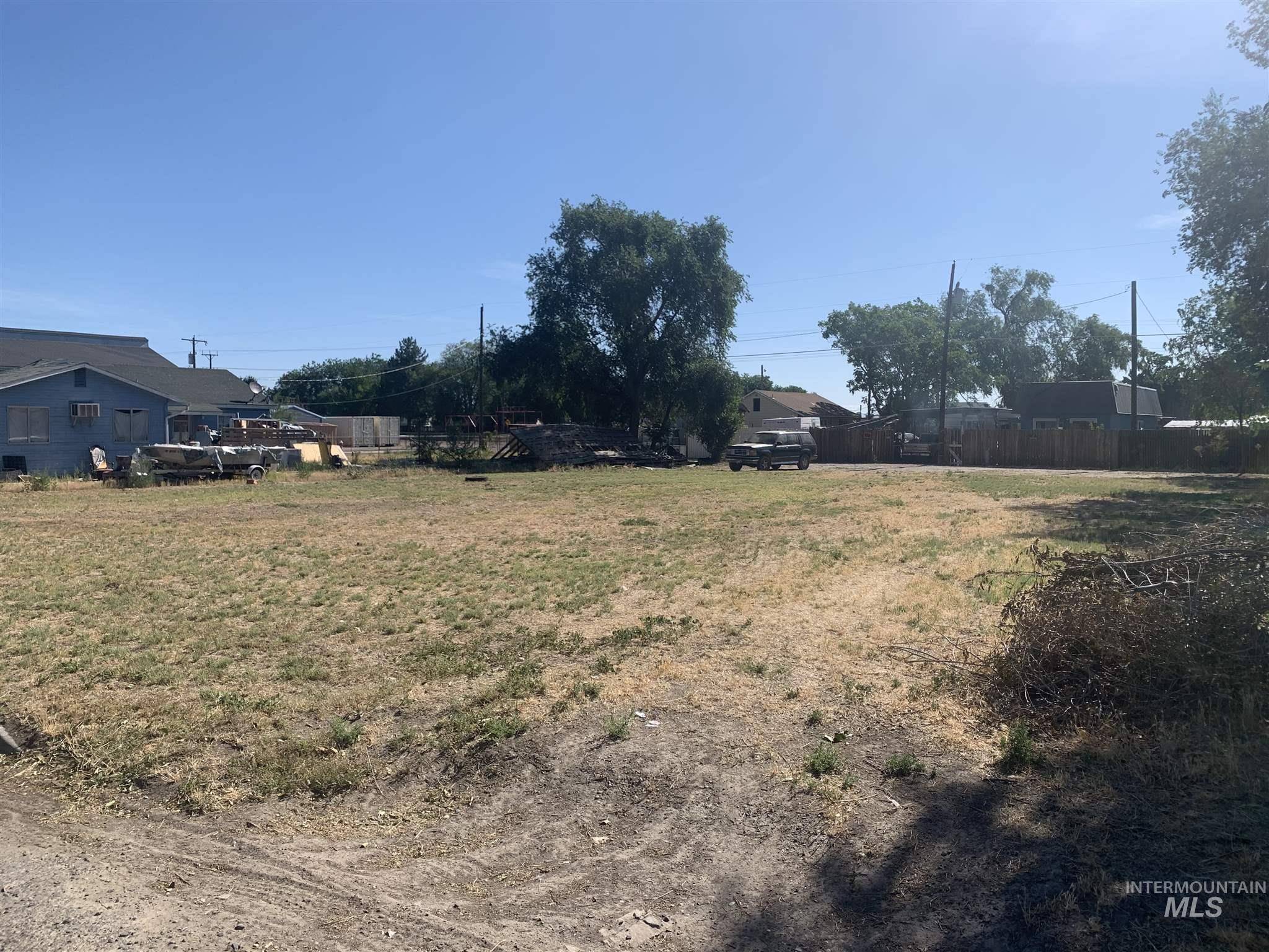 Ontario, OR 97914,362 SE 4th St