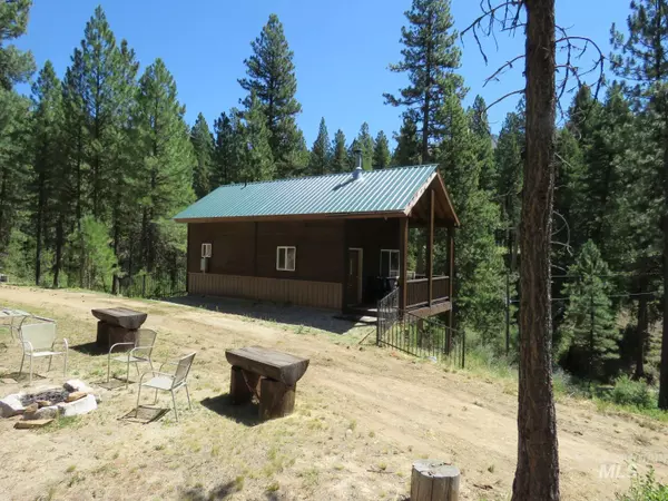 Lowman, ID 83637,8242 Highway 21