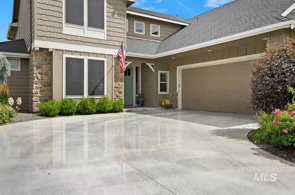 Eagle, ID 83616,2560 N Hearthglow Pl