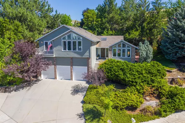 3750 N Stone Creek Way, Boise, ID 83703