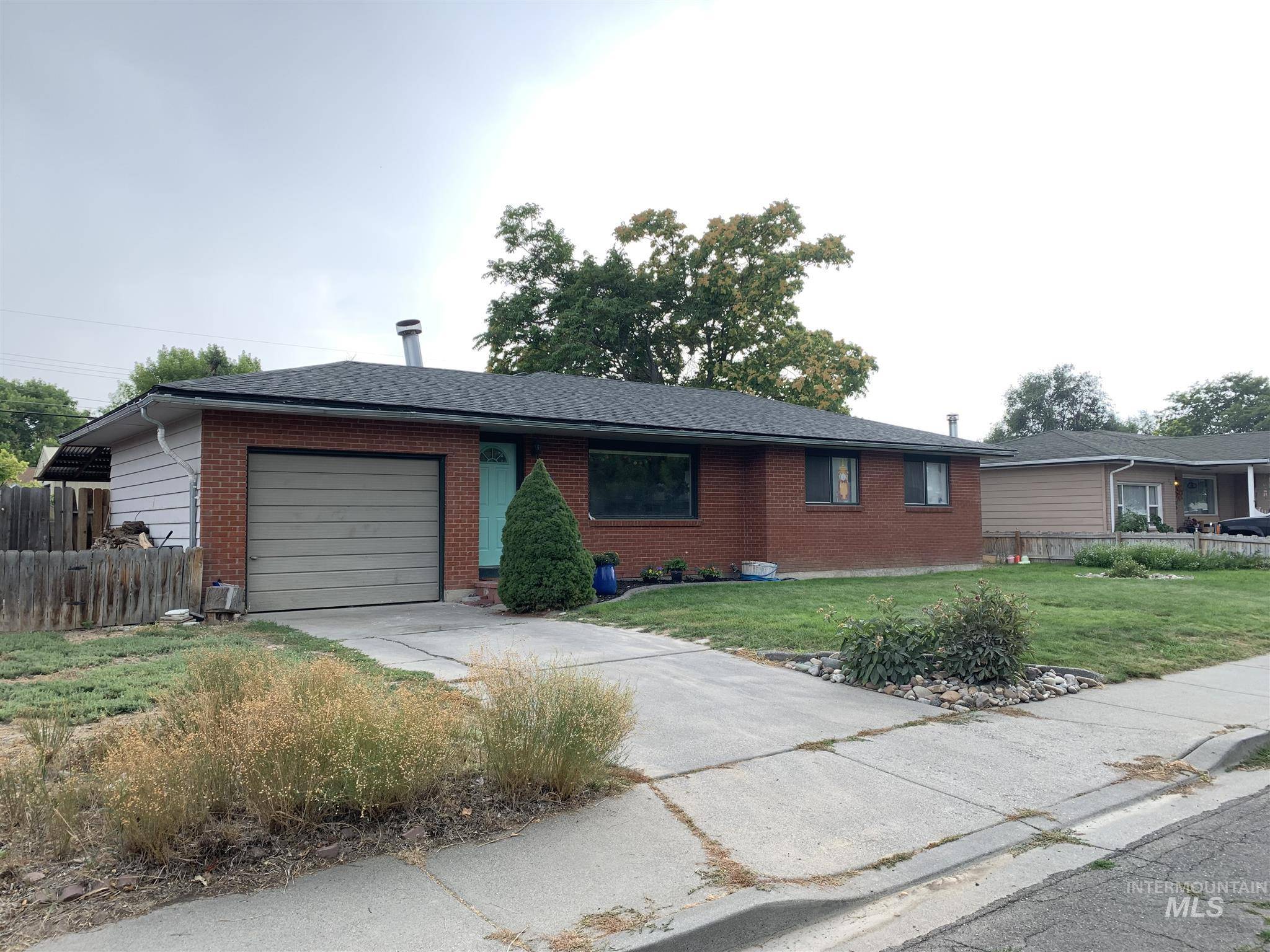 Twin Falls, ID 83301-000,215 Dubois Ave