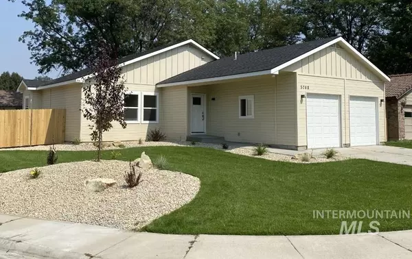 5768 W Gate House Ct, Boise, ID 83703