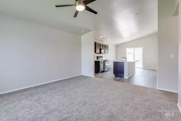 Caldwell, ID 83607,13571 Thurston St.