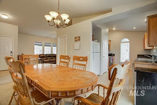 New Plymouth, ID 83655,502 Colton St