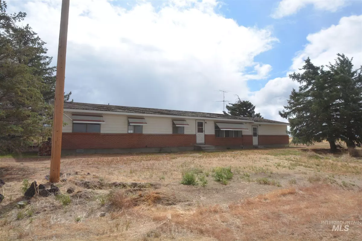 Arco, ID 83213,2337 Us Hwy 20