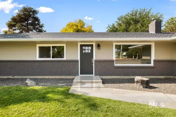 Boise, ID 83709,2485 S Maple Grove