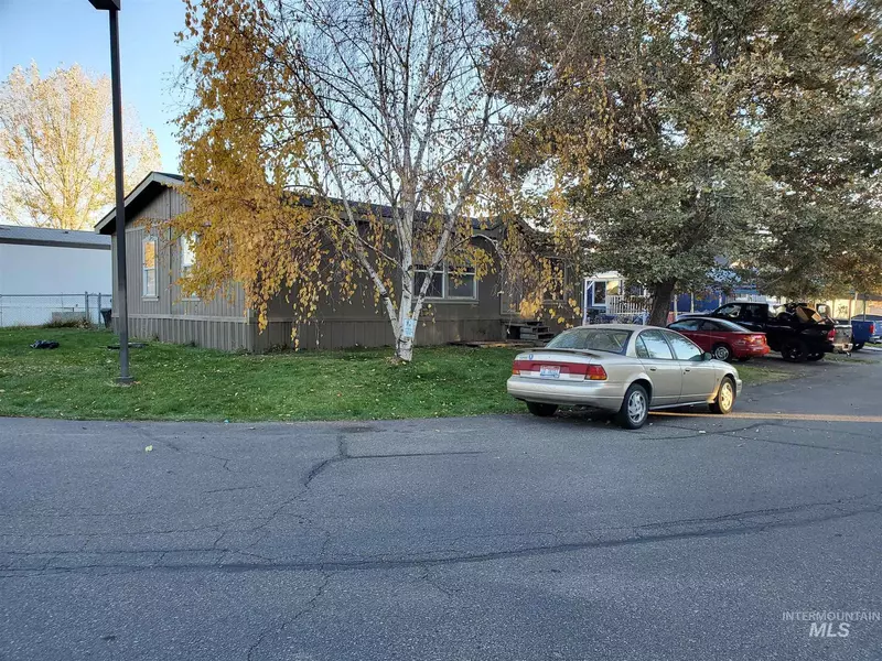 620 Big Valley St, Nampa, ID 83687-0000