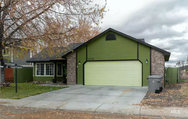 10730 W Hazelwood Dr, Star, ID 83669