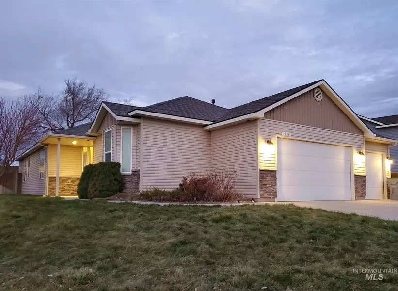 270 NE Lightning Street, Mountain Home, ID 83647-0000