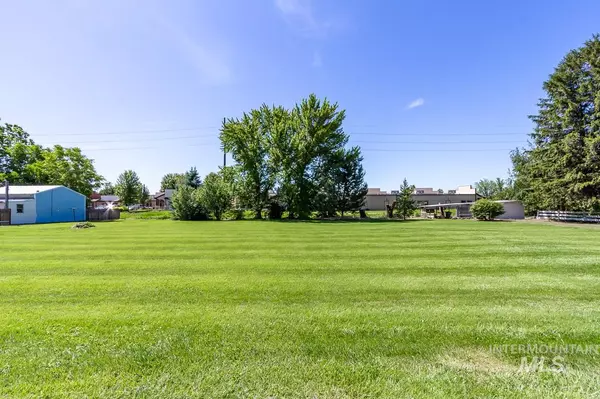 424 Boise St, Middleton, ID 83644