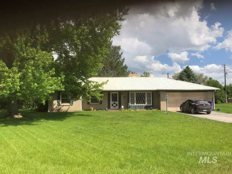 1624 Pine Street, Rupert, ID 83350-0000