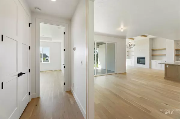 Star, ID 83669,10379 W Lothbury Dr