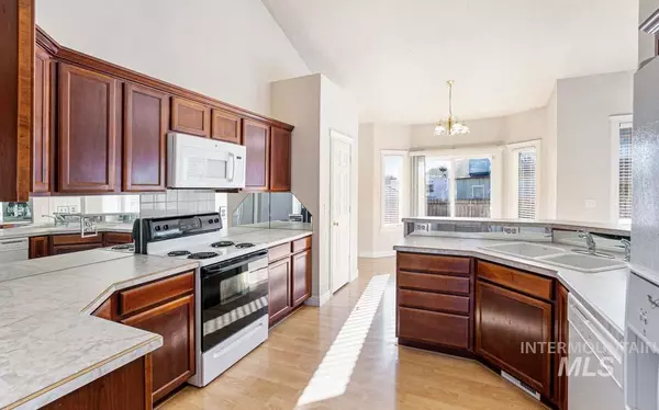 Nampa, ID 83686,1321 Spruce Creek Loop