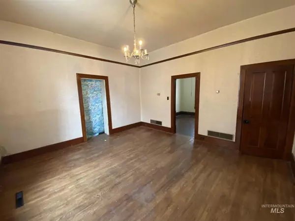 Albion, ID 83311,234 W Market St