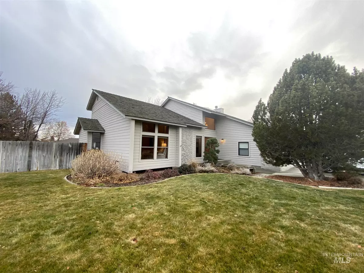 Mountain Home, ID 83647,515 E 17th N