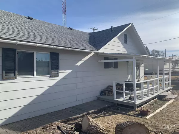 Murphy, ID 83650,17053 Basey St