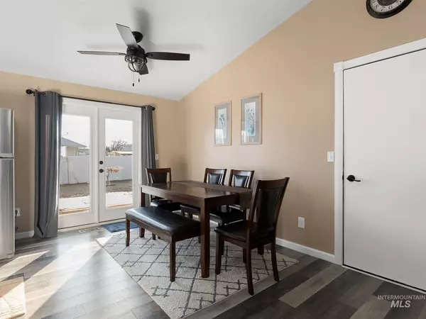 Boise, ID 83704,1182 N Iris Ave.