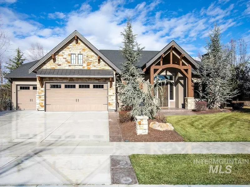 600 E Lakebrook Lane, Eagle, ID 83616