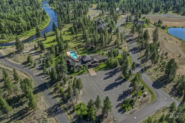 L6 Owleclover Ln, Mccall, ID 83638