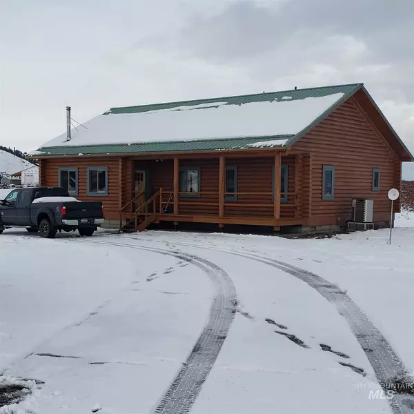 111 Deer Flats Lane, Grangeville, ID 83530-0000
