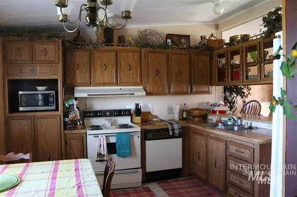 Jordan Valley, OR 97910,1305 Young Field Ave.