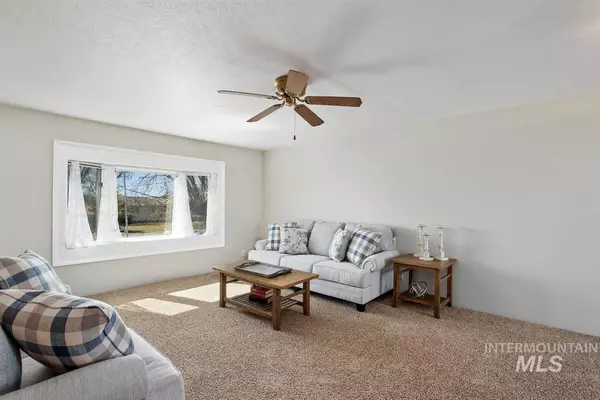 Paul, ID 83347,616 Doris Avenue