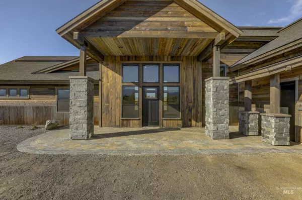 Mccall, ID 83638,9 Michelle Place