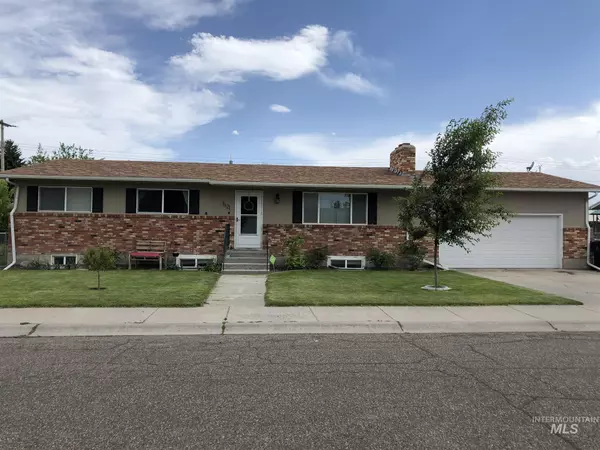 1121 E 17th Street, Burley, ID 83318