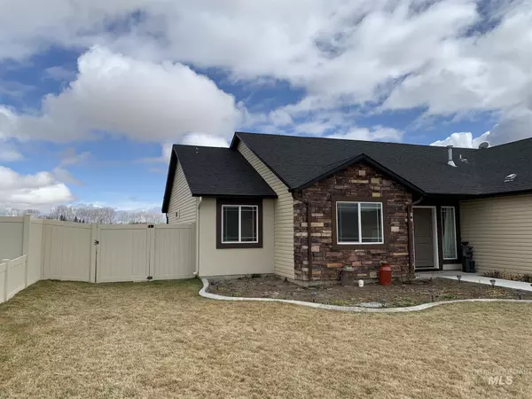 Buhl, ID 83316,602 Orchard Way