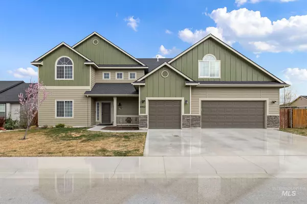 4952 N Sun Shimmer Ave, Meridian, ID 83646