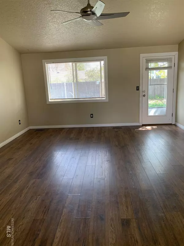 Boise, ID 83713,10887 W Poppy St