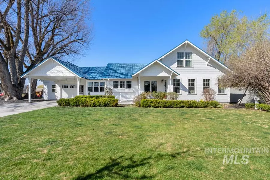 401 E Idaho St, New Plymouth, ID 83655