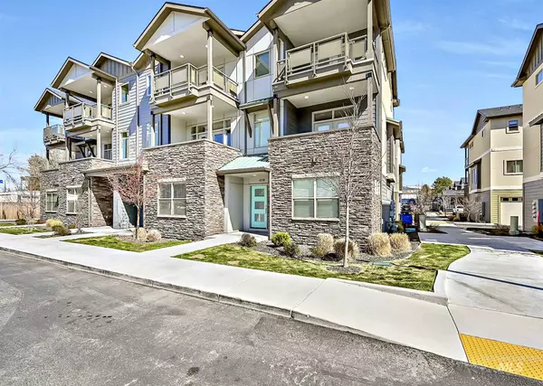 Garden City, ID 83714-1625,4238 N Freeride