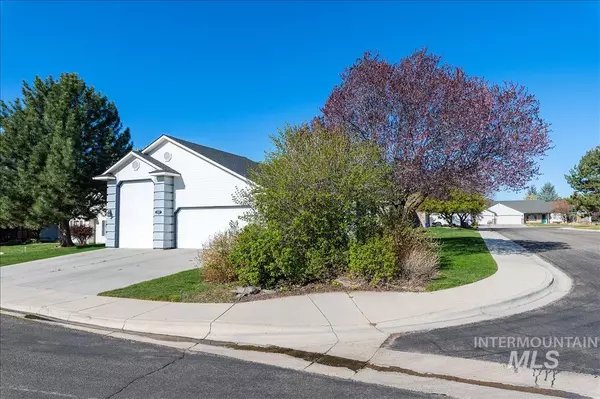 Eagle, ID 83616,2687 E Alpomado St