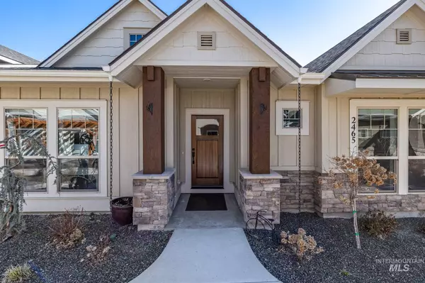 Boise, ID 83703,2465 N Birchgrove Lane