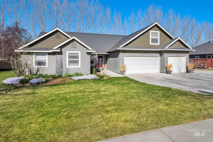 21051 Oakwood Drive, Greenleaf, ID 83626