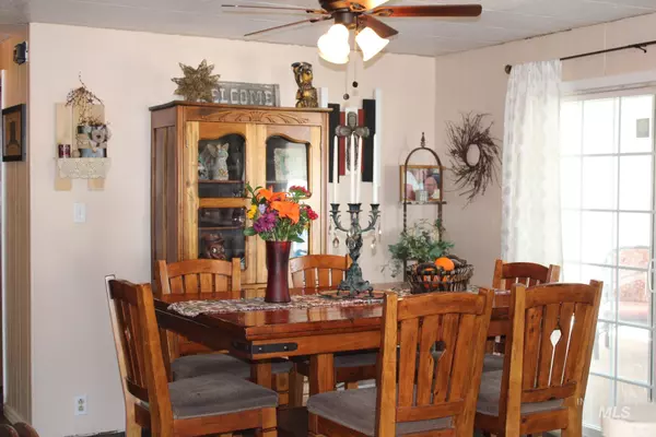 Nampa, ID 83651,914 N Midland