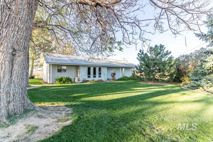 4750 SE 3rd Ave, New Plymouth, ID 83655