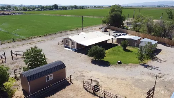 4173 Pioneer Rd, Homedale, ID 83628