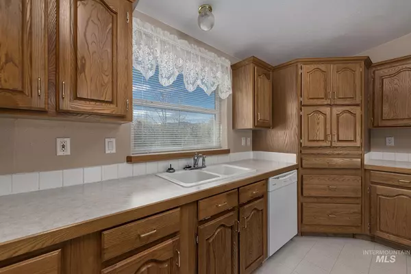 Cambridge, ID 83610,275 N Superior