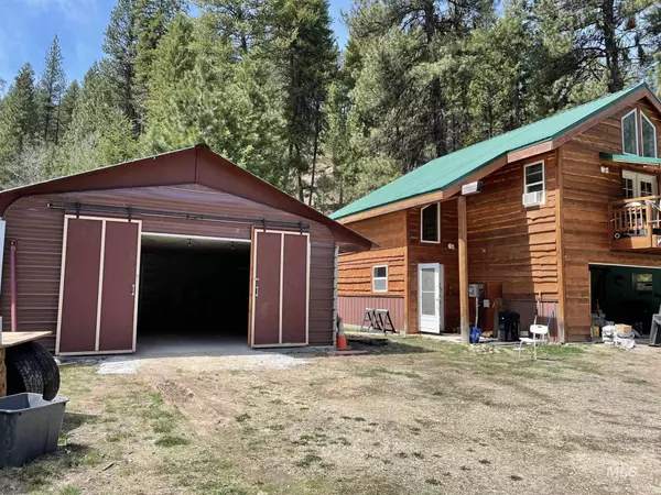 Lowman, ID 83637,12 Valley View Way