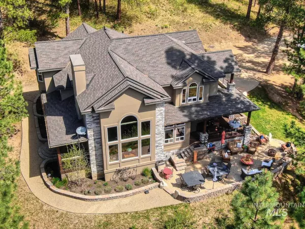 108 Blue Shadow, Garden Valley, ID 83622