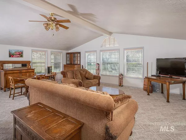 Melba, ID 83641,772 Southside Blvd