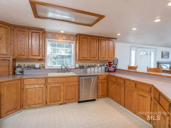 Melba, ID 83641,772 Southside Blvd