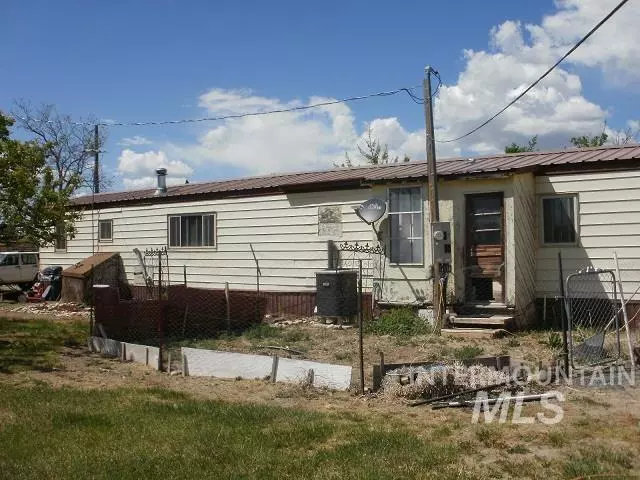 4732 Sand Hollow Rd, New Plymouth, ID 83655