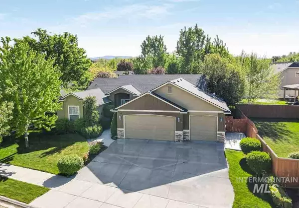 Eagle, ID 83616,714 N Shadowridge Ave