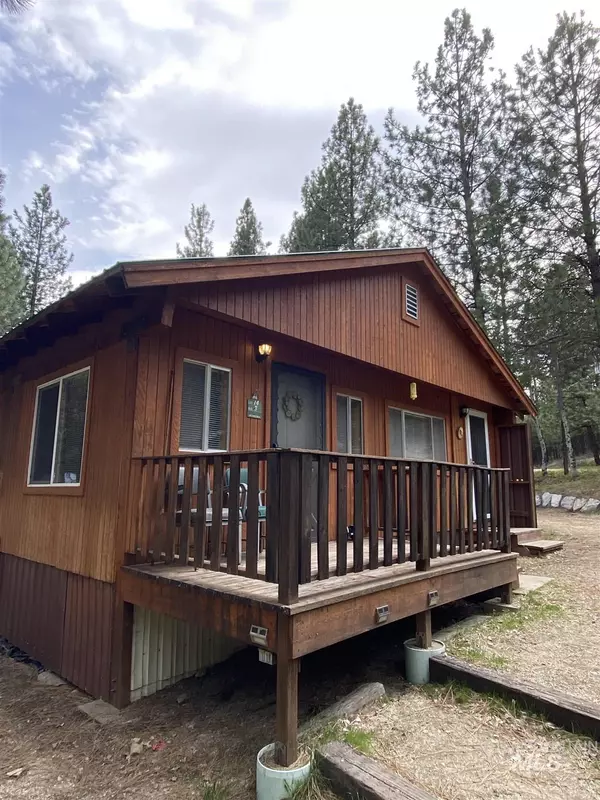 Lowman, ID 83637,31 Aspen Way