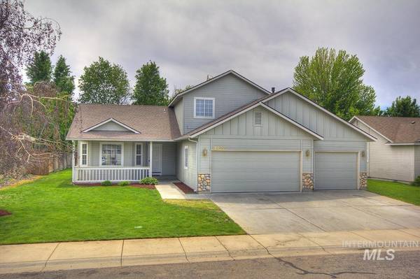 2033 E Mackay, Meridian, ID 83642